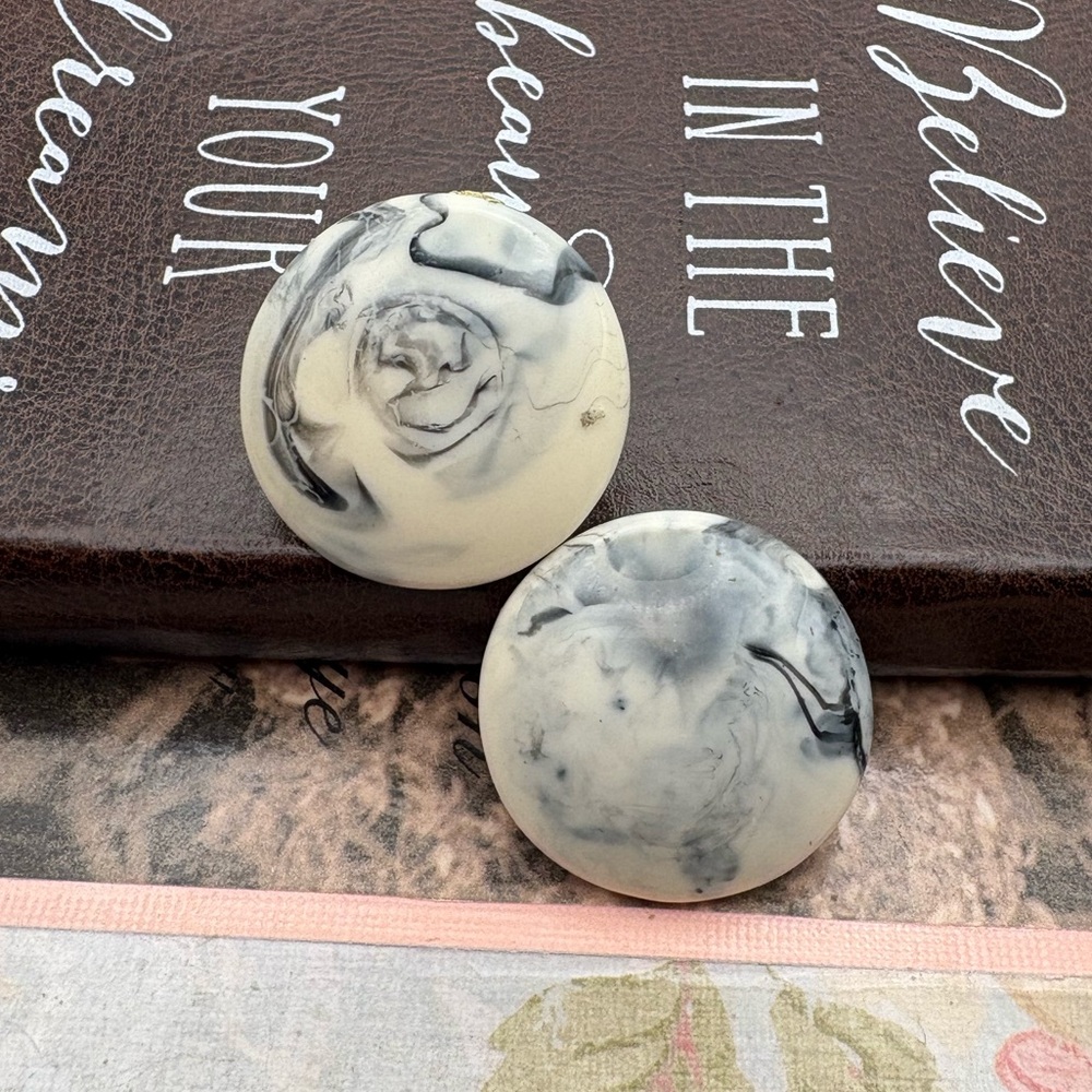 Vintage 80s Black Cream Marbled Dome Statement Stud Earrings
